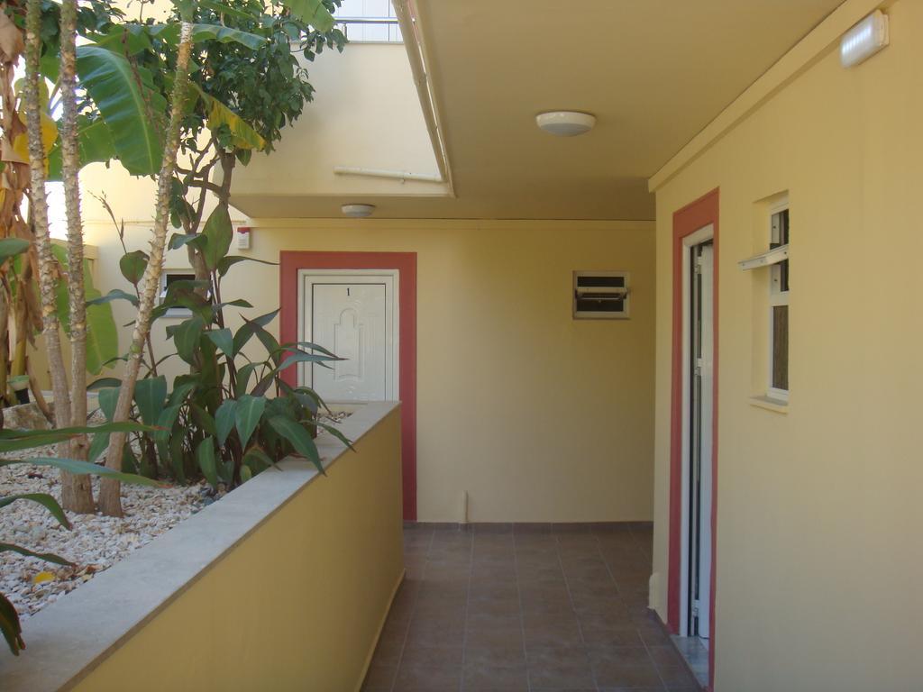 Billy'S Studios Faliraki Luaran gambar